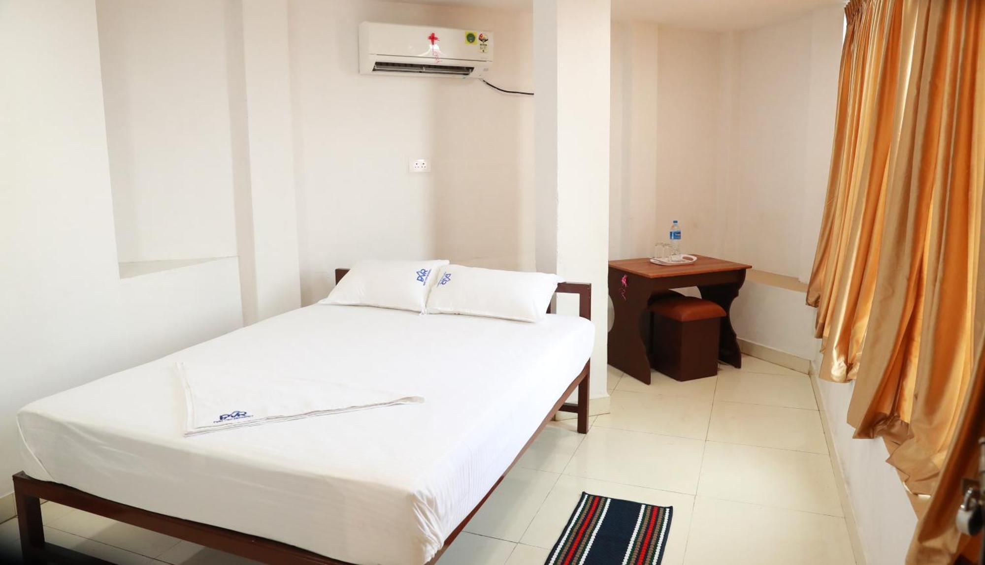 尼杜巴塞莱 Port View Residency Pvr酒店 外观 照片